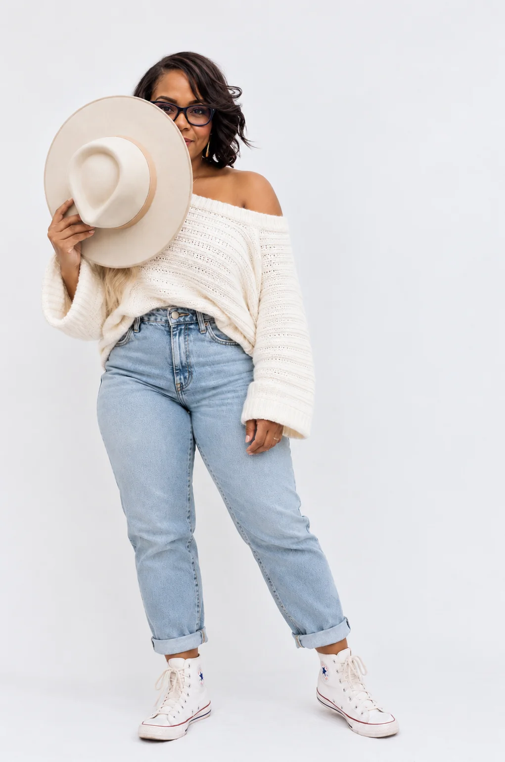 Alicia Ray, Miss ROI founder and growth marketing strategist, in a full-length brand portrait
